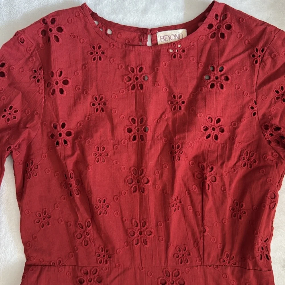 Beyond by Vera | 1891 Victoria Embroidered Eyelet Lace Bell Sleeve Dress Red (M) - Picture 4 of 16